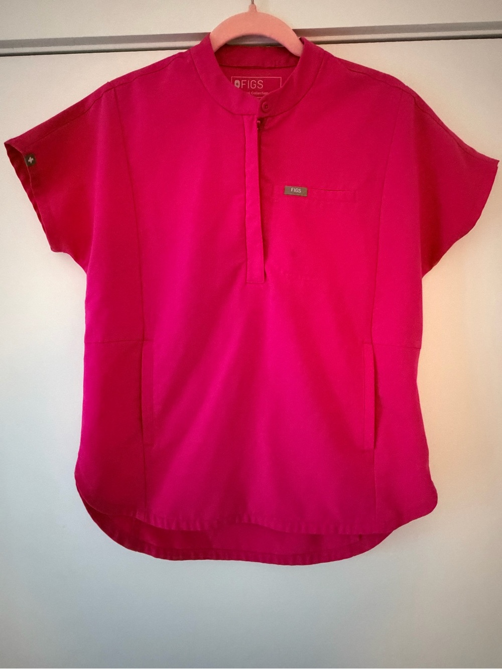 FIGS Women’s Shocking Pink Montex Scrub Top - XS
